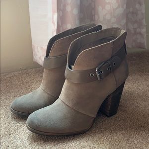 BCBG Tan Booties - Size 10, Gently used!